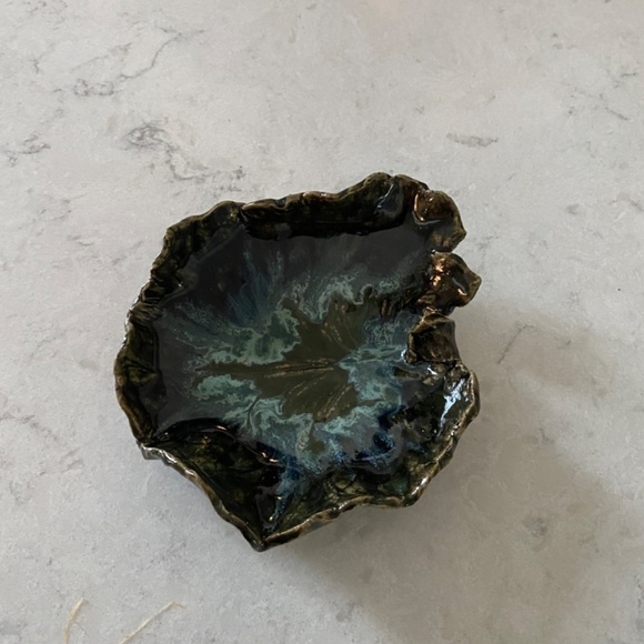 Stunning Handmade Trinket Dish - Picture 4 of 9